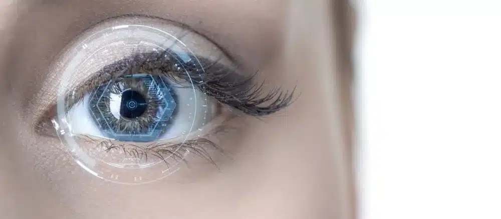 العدسات اللاصقة بعد عملية الليزك

